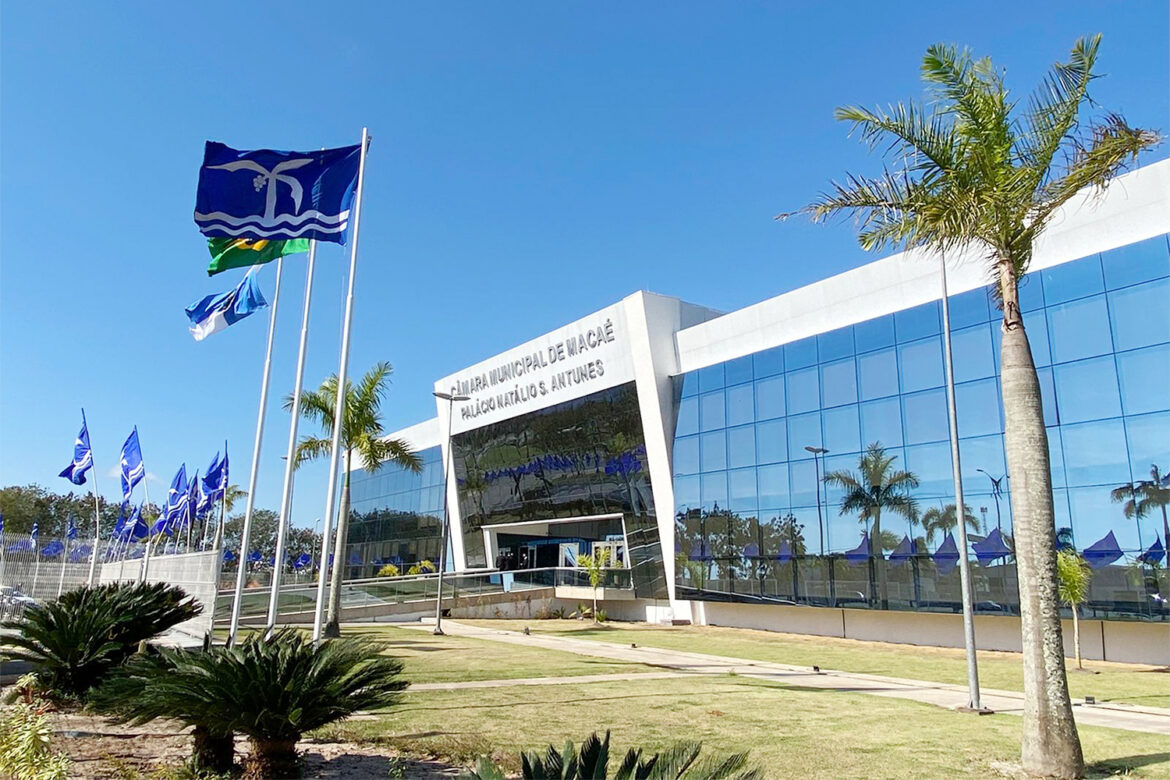 Fachada da Câmara 01 – Foto Tiago Ferreira