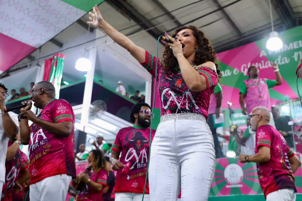 Samba 3 se destaca, avança com força máxima e desponta como um dos favoritos na disputa da Mangueira para o Carnaval 2027 163 26953 1