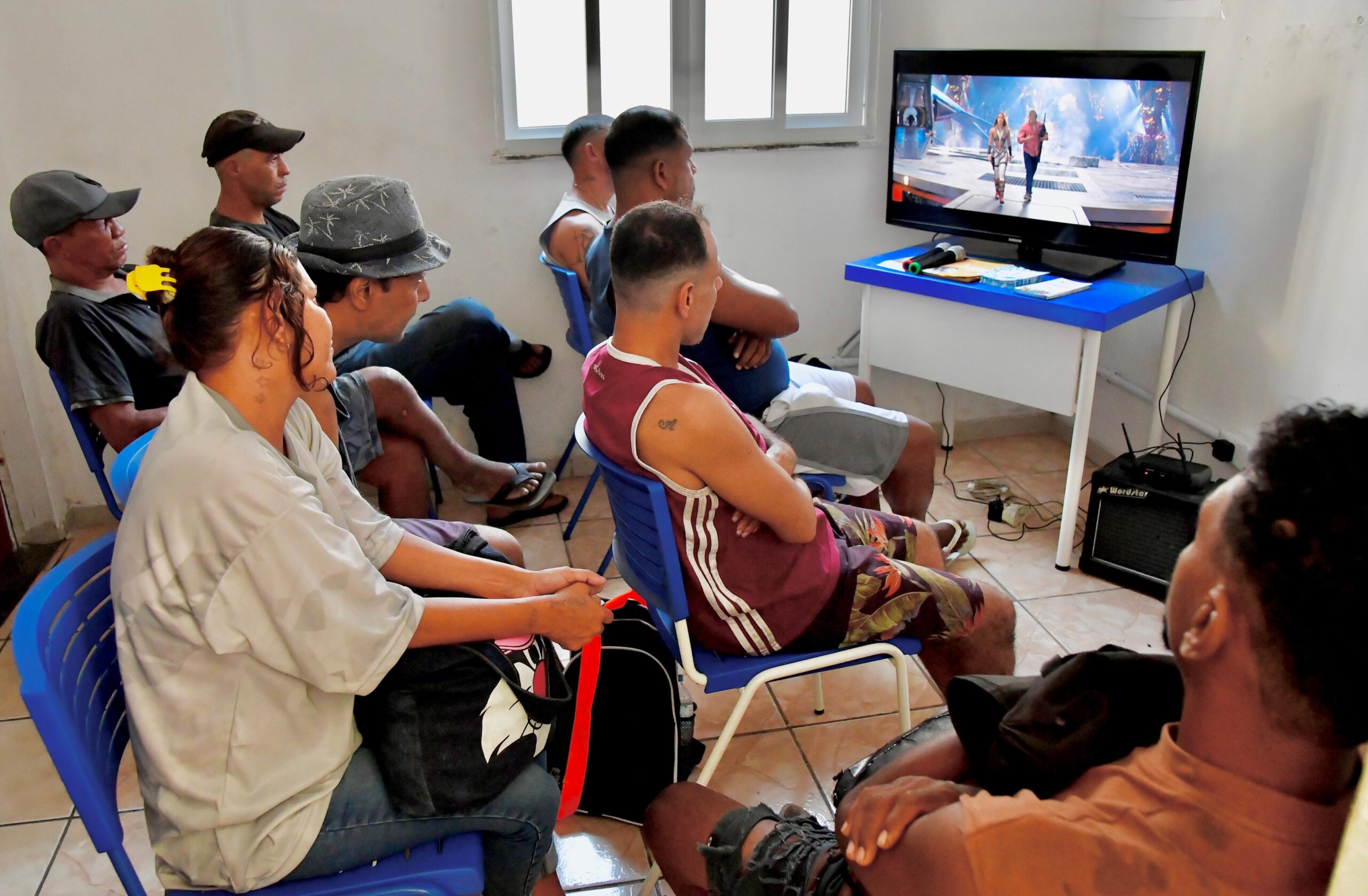 Almoço, exibição de filme e karaokê marcam Dia Nacional de Luta da População de Rua em Belford Roxo 175 30 RUAS FILME JEOVANI CAMPOS scaled