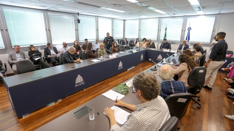 ccj-da-alerj-retoma-os-trabalhos-com-analise-de-projetos-sobre-saude-e-esporte ccj-da-alerj-retoma-os-trabalhos-com-analise-de-projetos-sobre-saude-e-esporte