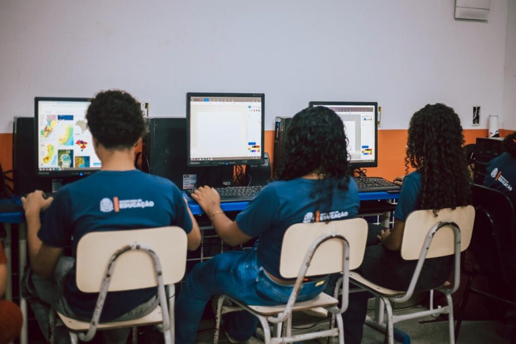 Escolas municipais de Itaborai iniciam campanha para Gremio Estudantil 2 1