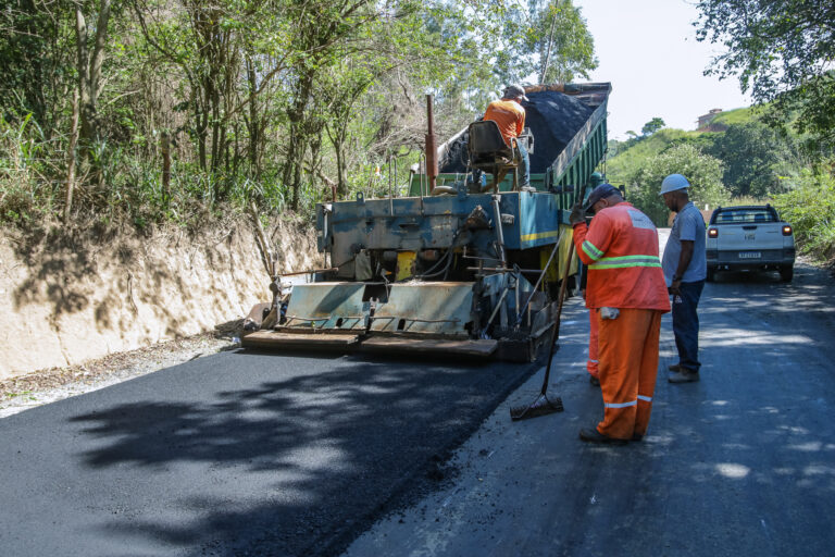 Prefeitura de Saquarema anuncia R$ 100 milhões em investimentos para escoamento e pavimentação em Jaconé 165 Imagem 2 2