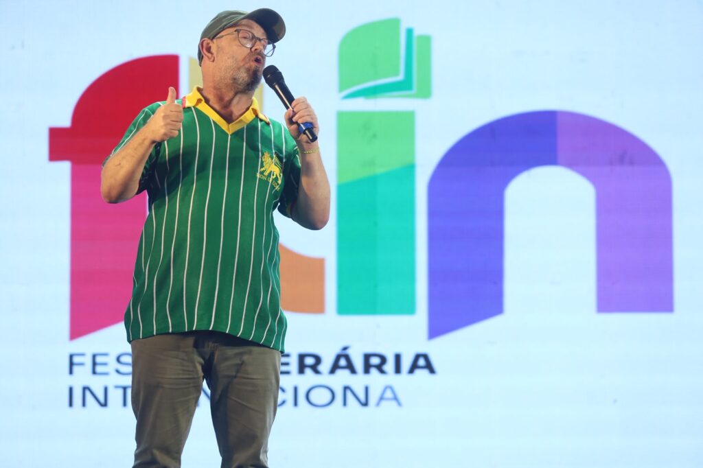 Terceiro dia da FLIN 2026 tem palestra de Rodrigo Neves e participação de grandes nomes da cultura contemporânea brasileira 181 WhatsApp Image 2026 08 15 at 15.05.03