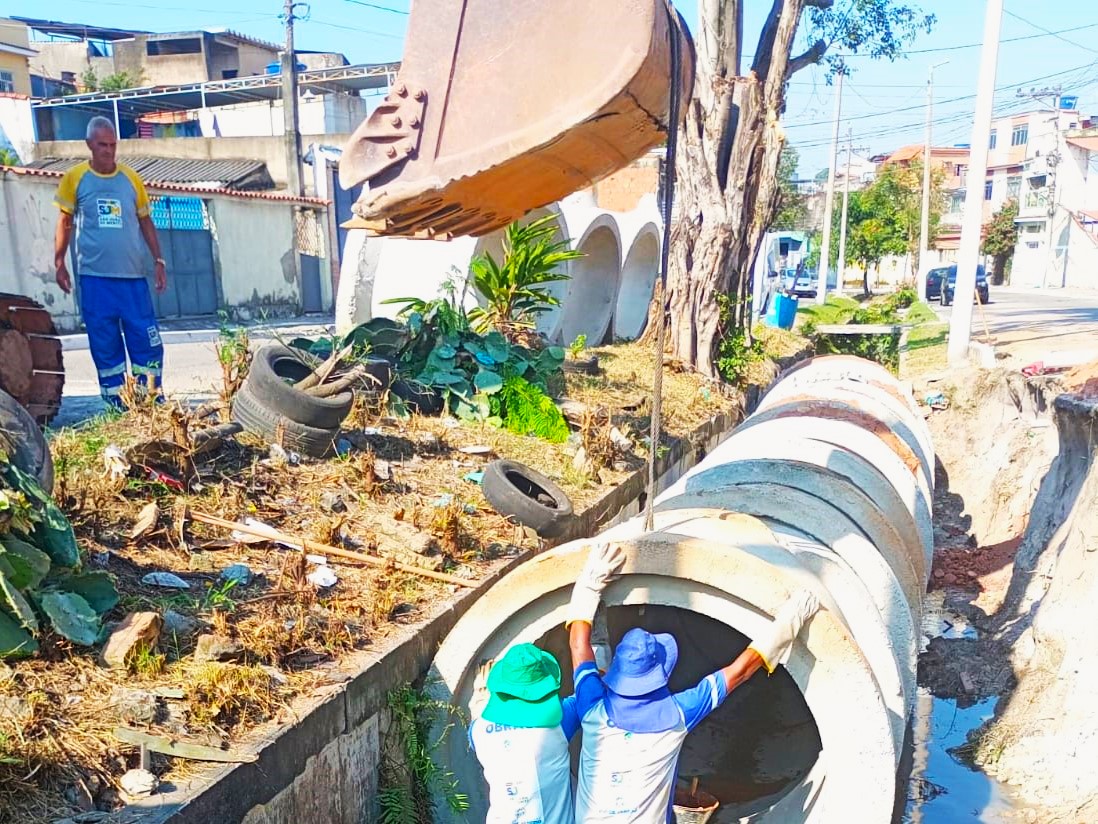 Prefeitura de Meriti realiza obras de drenagem e manutenção em Vilar dos Teles 162 Foto 1 Canal