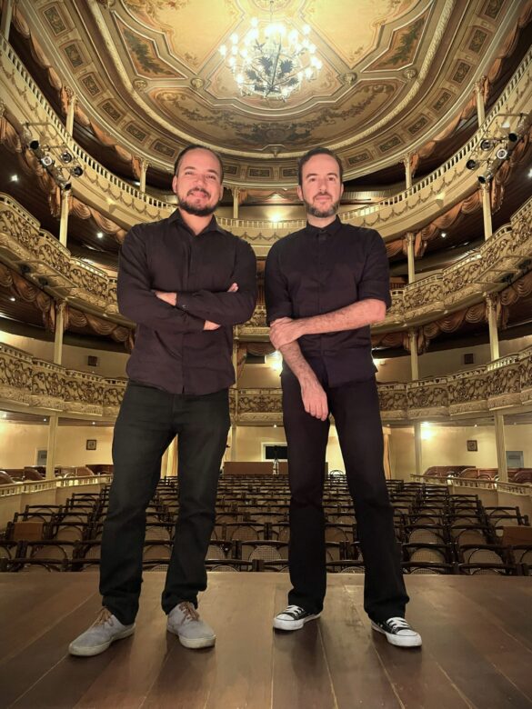 quarta-classica-apresenta-os-pianistas-leonardo-esteves-e-victor-verissimo quarta-classica-apresenta-os-pianistas-leonardo-esteves-e-victor-verissimo