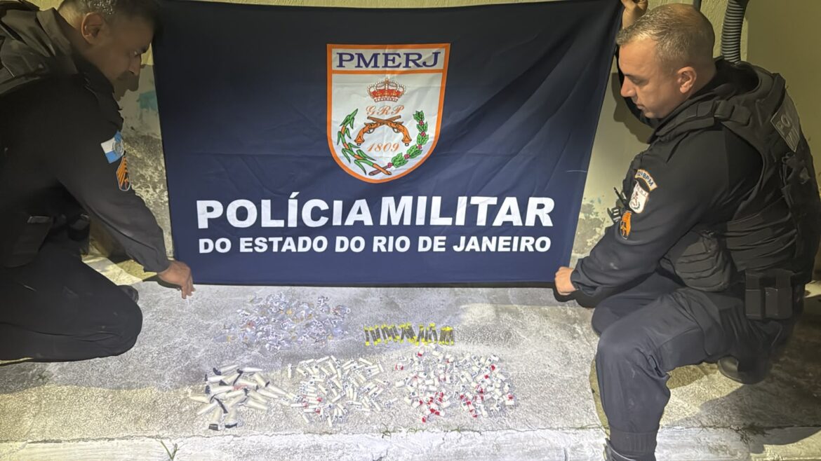 adolescente-apreendido-por-trafico-de-drogas-em-marica adolescente-apreendido-por-trafico-de-drogas-em-marica