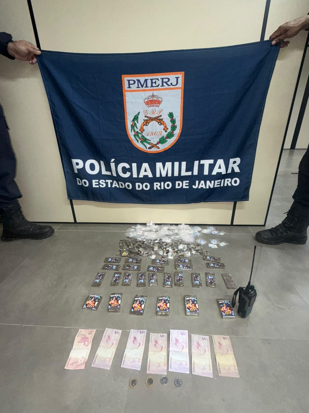 operacao-policial-na-engenhoca-resulta-em-prisao-de-suspeitos-de-trafico