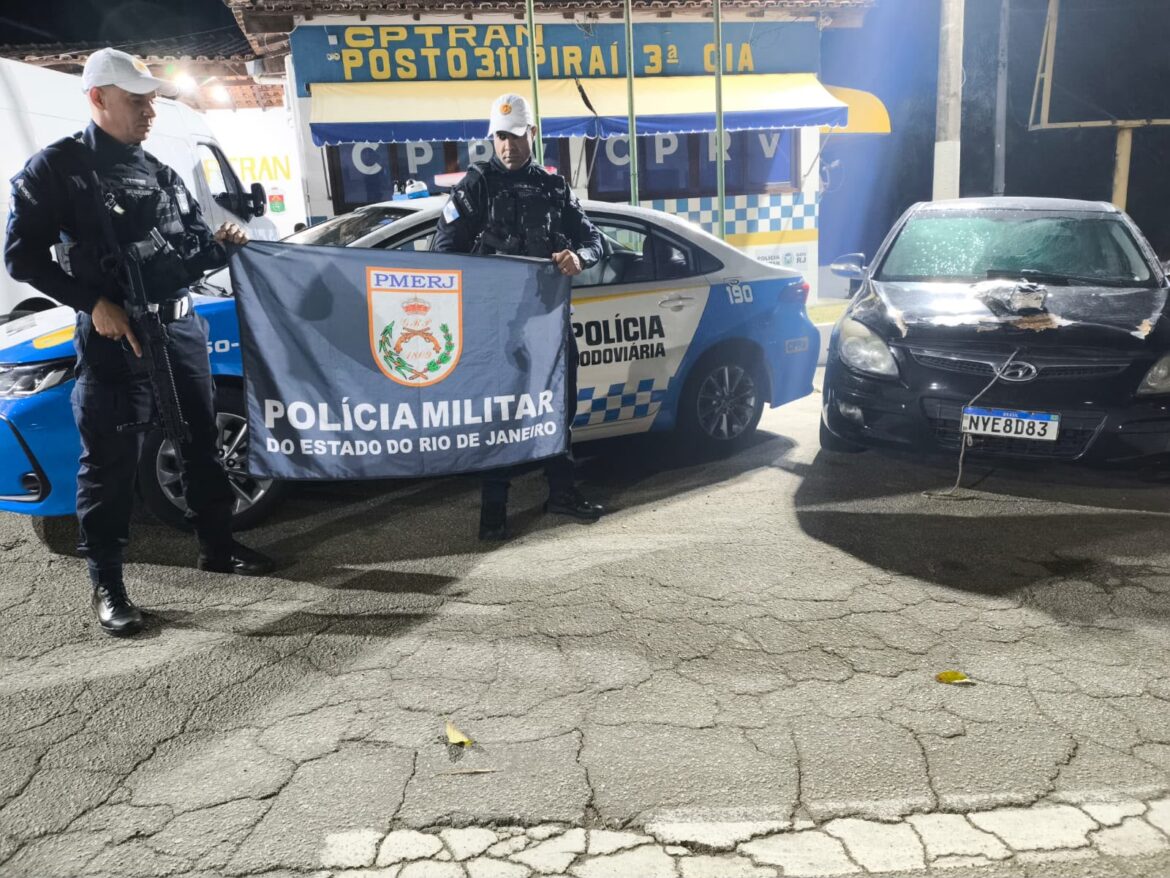suspeito-preso-por-trafico-de-drogas-em-pirai suspeito-preso-por-trafico-de-drogas-em-pirai