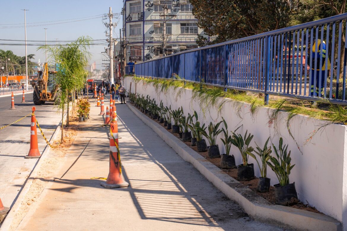 Praça Prefeito Roberto Pereira dos Santos entra na fase final de revitalização no Centro de Itaboraí (4)