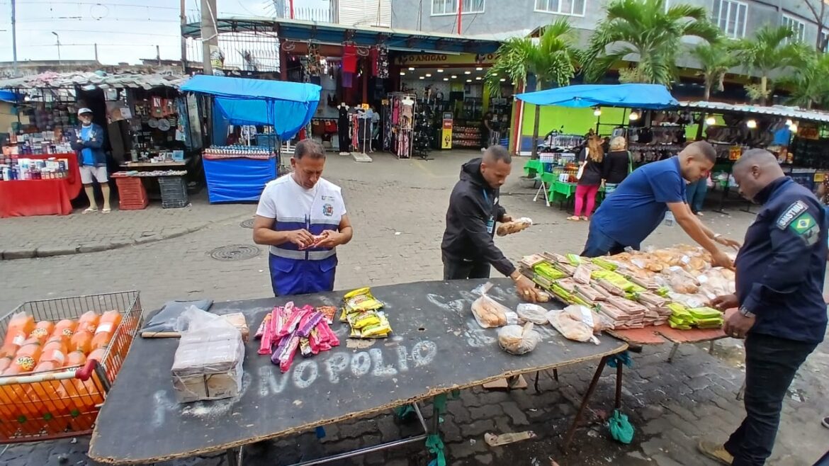 foto – Operação apreendeu produtos impróprios para consumo (1)
