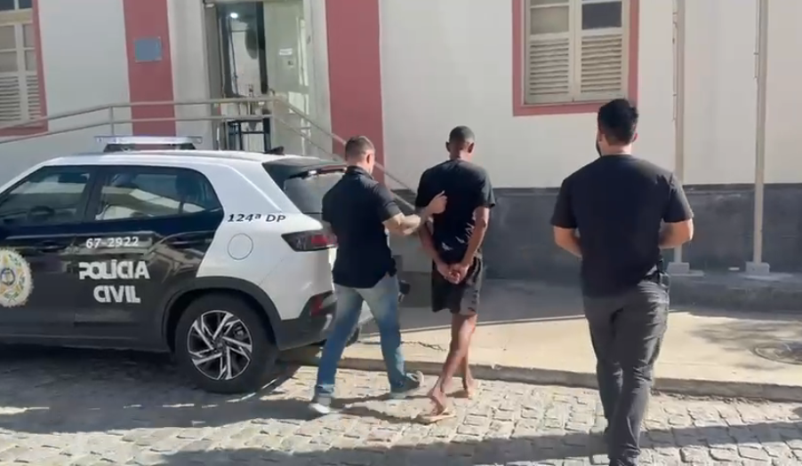 policia-civil-cumpre-mandado-de-prisao-em-saquarema policia-civil-cumpre-mandado-de-prisao-em-saquarema