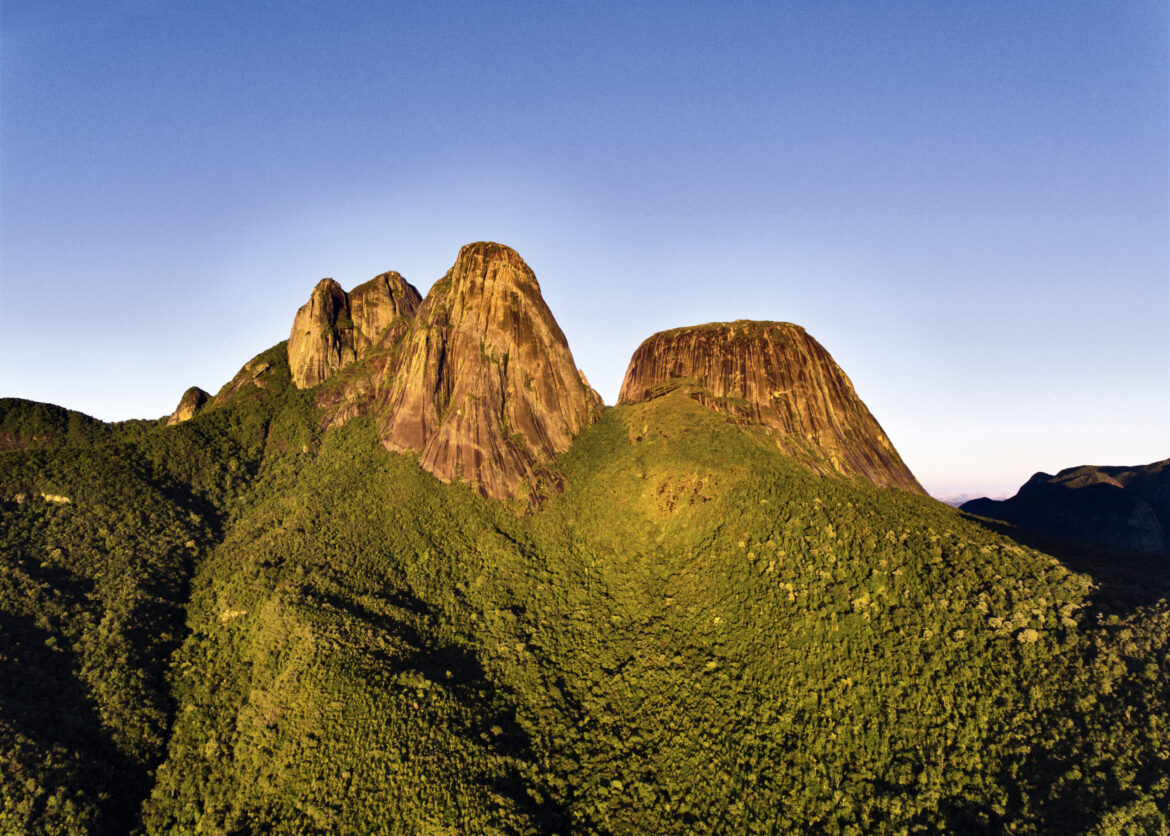em-teresopolis,-area-de-211-hectares-e-incorporada-ao-patrimonio-publico-para-reforcar-a-protecao-do-parque-estadual-dos-tres-picos em-teresopolis,-area-de-211-hectares-e-incorporada-ao-patrimonio-publico-para-reforcar-a-protecao-do-parque-estadual-dos-tres-picos