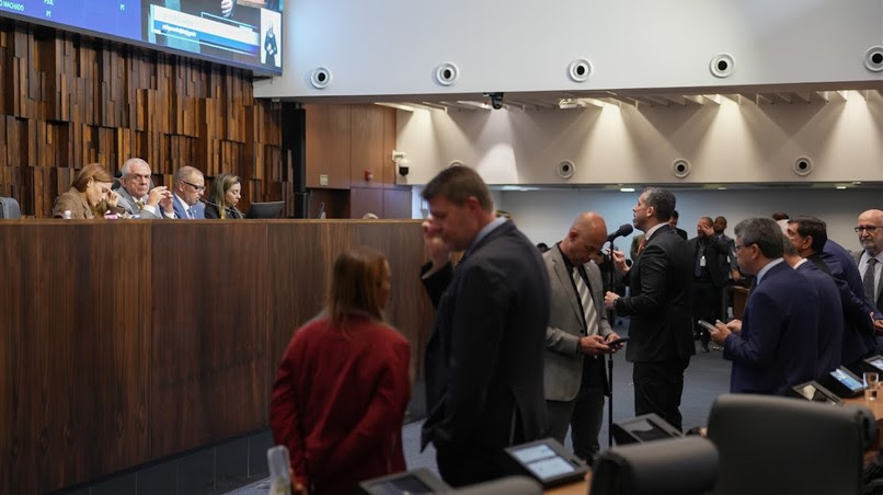 alerj-aprova-projeto-que-cria-semana-de-comunicacao-e-midias-na-rede-publica-estadual alerj-aprova-projeto-que-cria-semana-de-comunicacao-e-midias-na-rede-publica-estadual