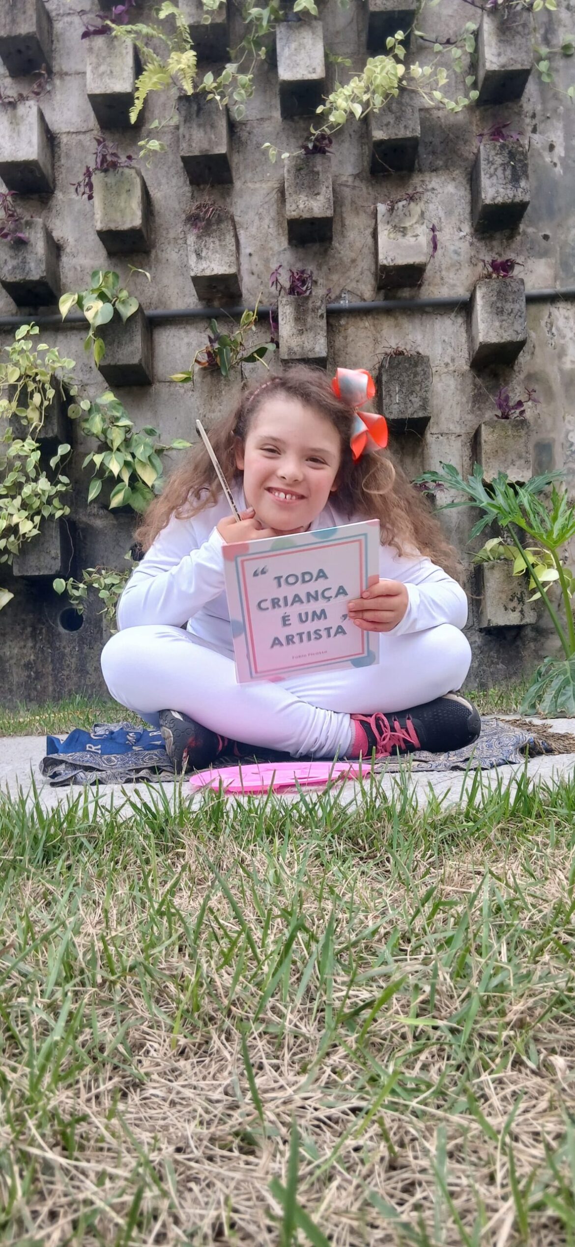 centro-cultural-cauby-peixoto-recebe-exposicao-sonho-e-cores,-da-artista-mirim-stella-moraes
