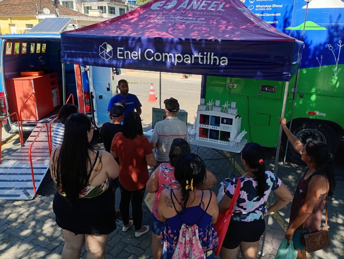 enel-rio-leva-van-experience-e-da-dicas-de-consumo-consciente-em-mage,-sao-goncalo,-cachoeiras-de-macacu-e-itaborai enel-rio-leva-van-experience-e-da-dicas-de-consumo-consciente-em-mage,-sao-goncalo,-cachoeiras-de-macacu-e-itaborai