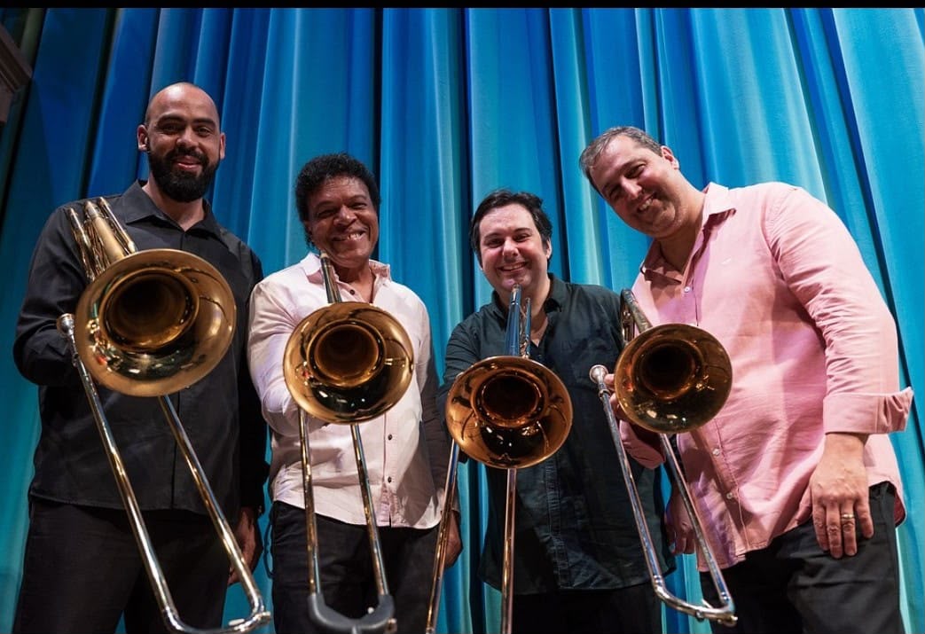 quarteto-brasileiro-de-trombones-se-apresenta-no-projeto-classicos-de-camara,-no-solar-do-jambeiro quarteto-brasileiro-de-trombones-se-apresenta-no-projeto-classicos-de-camara,-no-solar-do-jambeiro