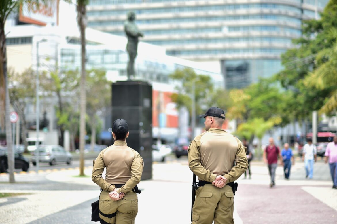 niteroi-amplia-presenca-da-guarda-nos-bairros-e-reforca-integracao-com-policias niteroi-amplia-presenca-da-guarda-nos-bairros-e-reforca-integracao-com-policias