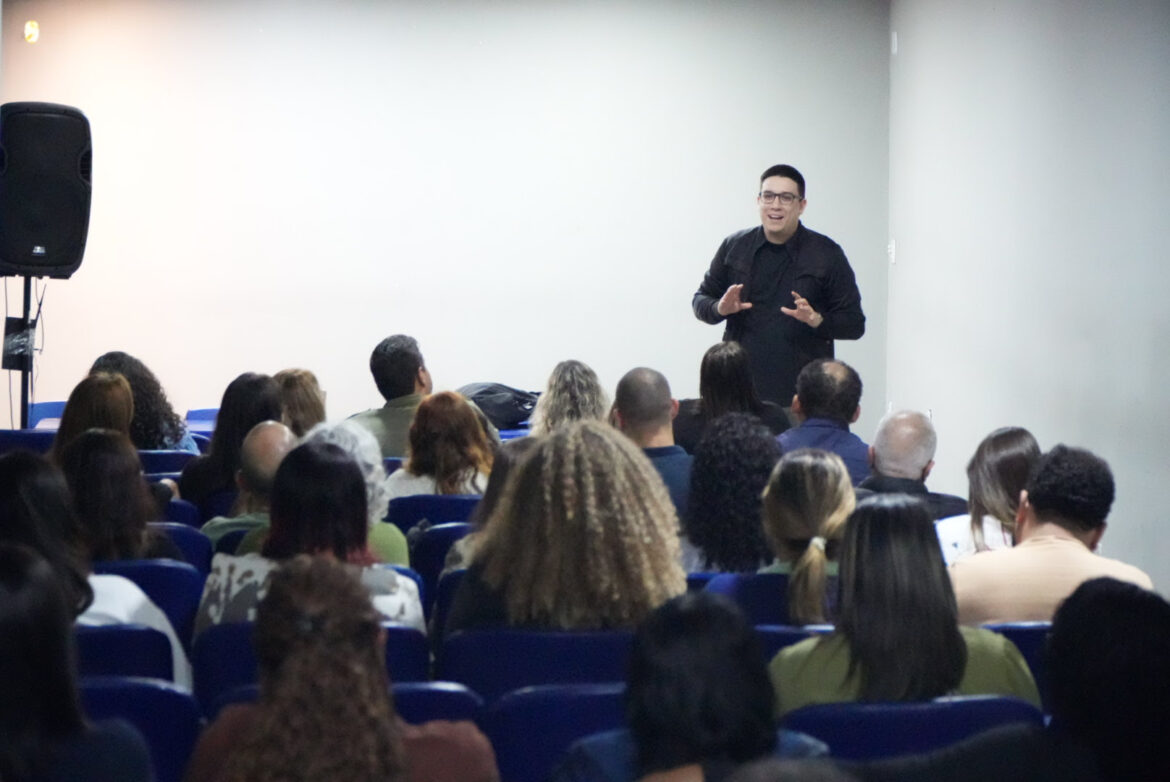 funasg-promove-palestra-para-servidores-da-educacao funasg-promove-palestra-para-servidores-da-educacao