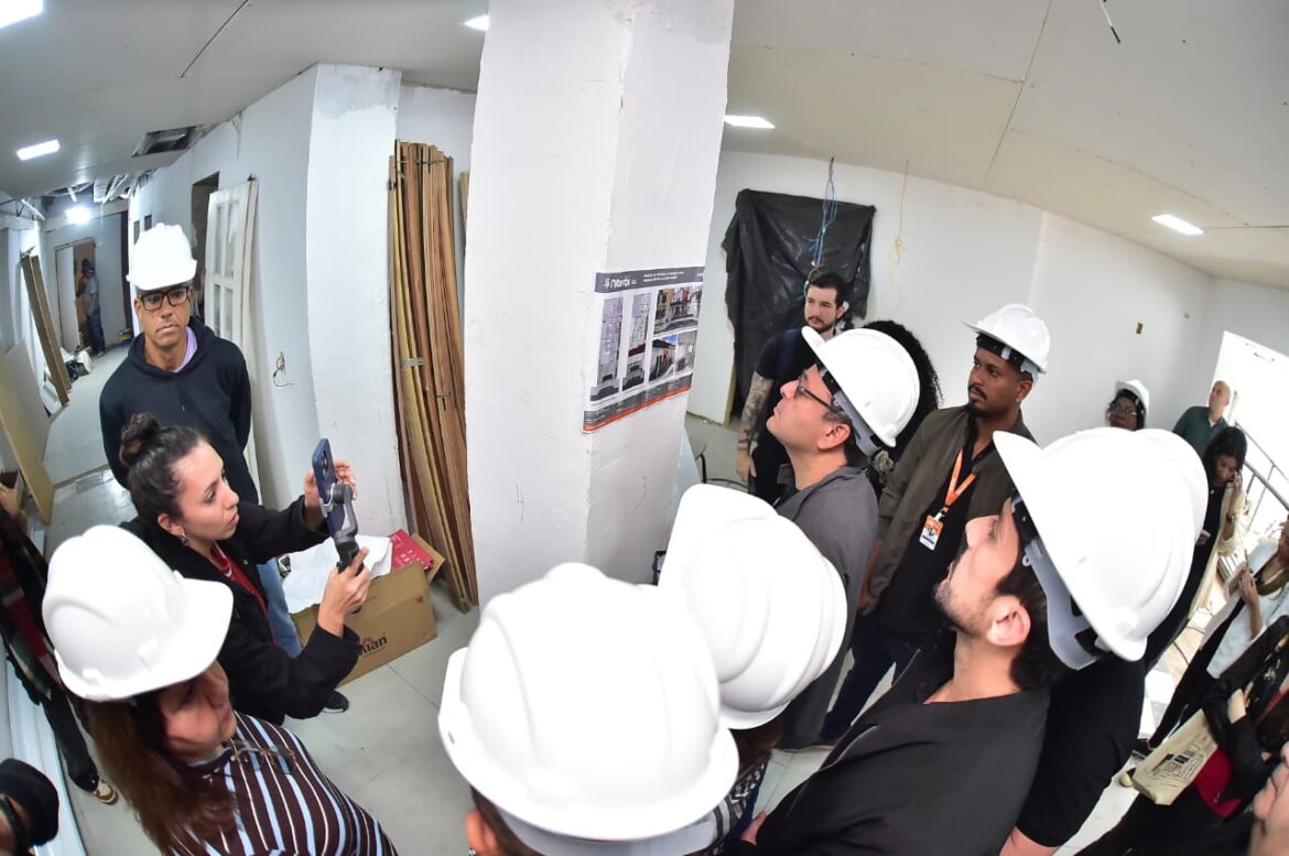 prefeito-rodrigo-neves-visita-obras-da-ubs-icarai,-que-sera-entregue-no-aniversario-de-niteroi prefeito-rodrigo-neves-visita-obras-da-ubs-icarai,-que-sera-entregue-no-aniversario-de-niteroi