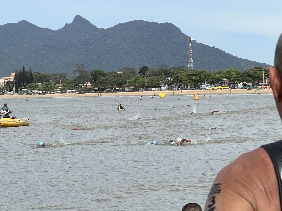 rio-das-ostras-sera-palco-da-travessia-e-aquathlon-da-independencia-desafio-dos-mares-foto-akilla-ribeiro-2-e1788290040384-900×675